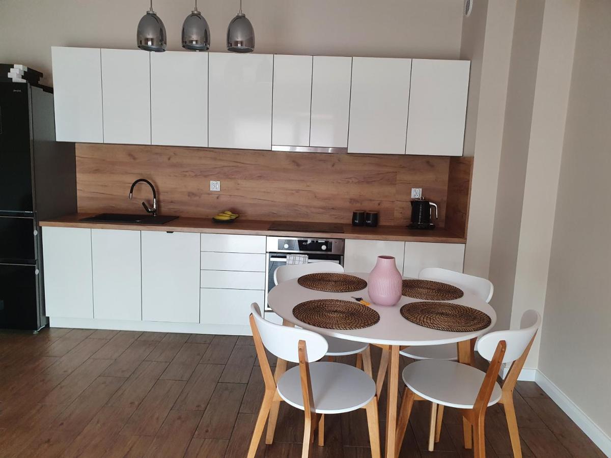 Zamiejska Modern Apartments Nowy Apartamentowiec Winda Słupsk Eksteriør bilde