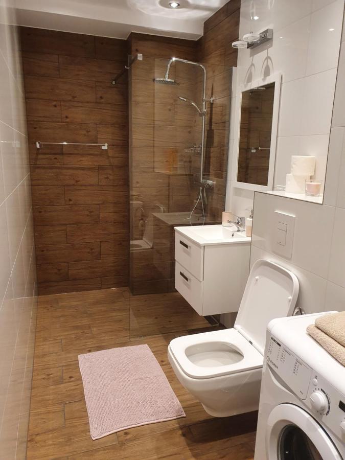 Zamiejska Modern Apartments Nowy Apartamentowiec Winda Słupsk Eksteriør bilde